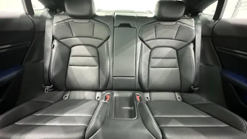 2022 Porsche Taycan - Images - 18