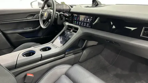 2022 Porsche Taycan - Images - 22