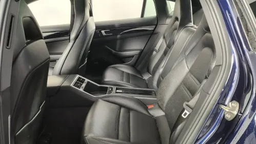 2018 Porsche Panamera WP0AE2A73JL177607