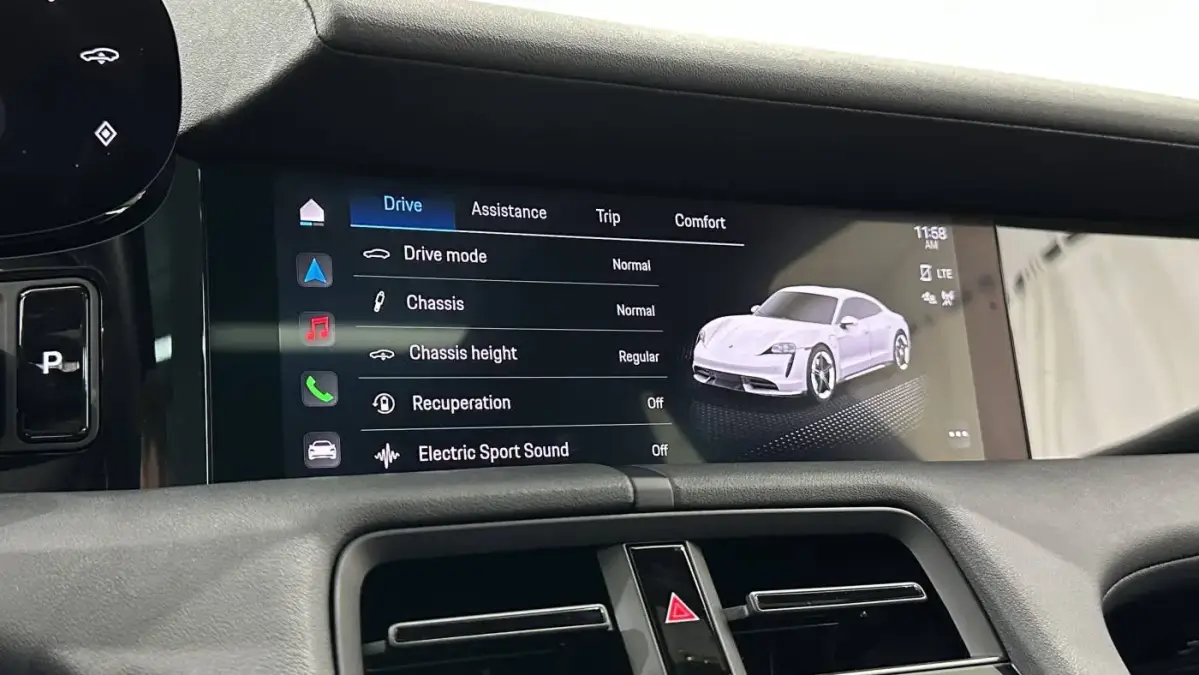 2022 Porsche Taycan - Images - 38