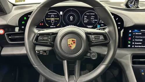 2022 Porsche Taycan - Images - 40