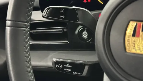 2022 Porsche Taycan - Images - 42