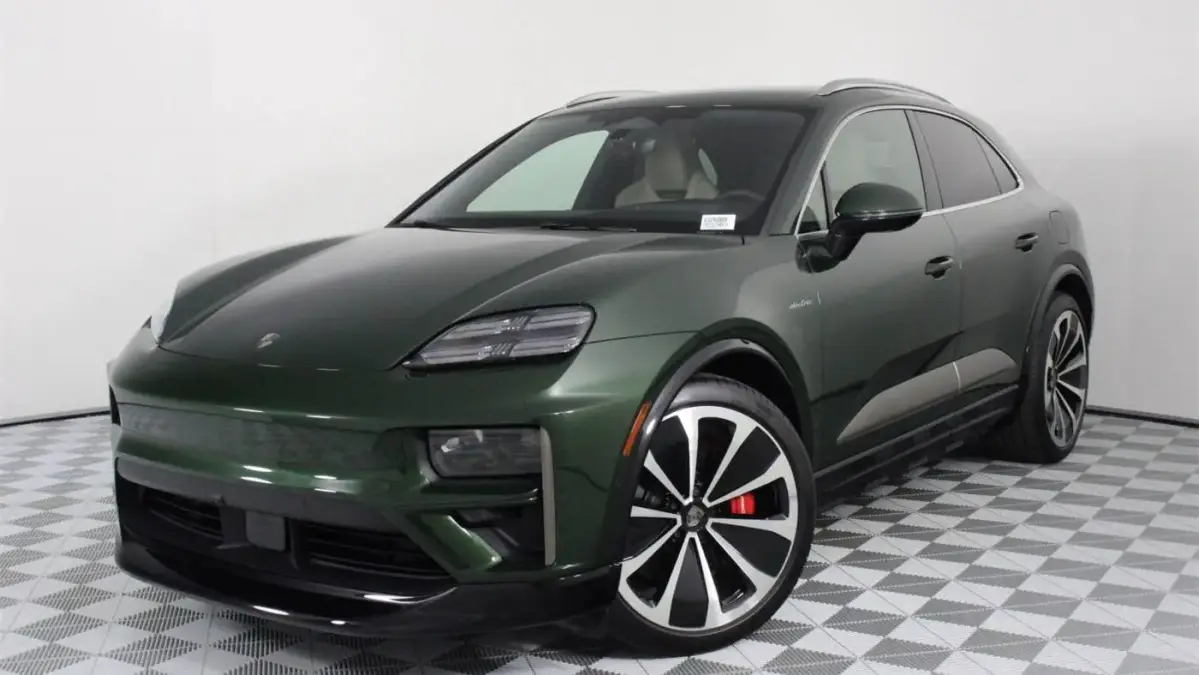 2024 Porsche Macan Electric WP1AC2XA9RL200176