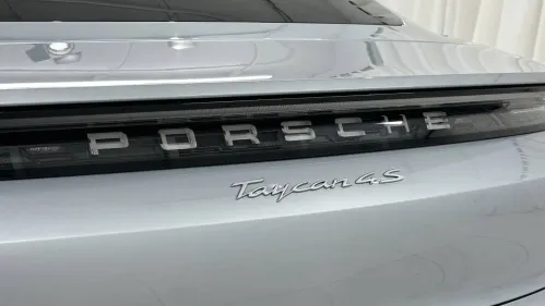 2022 Porsche Taycan - Images - 56