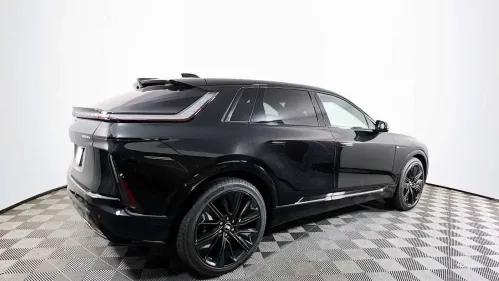 2025 Cadillac Lyriq 1GYKPYRL0SZ307872