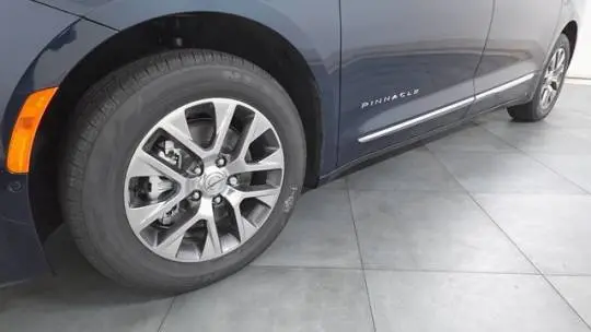 2025 Chrysler Pacifica 2C4RC1N75SR573981