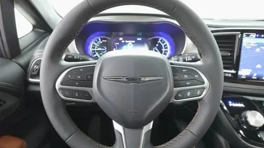 2025 Chrysler Pacifica 2C4RC1N75SR573981