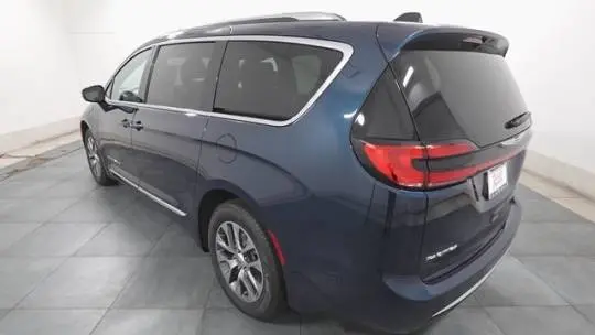2025 Chrysler Pacifica 2C4RC1N75SR573981