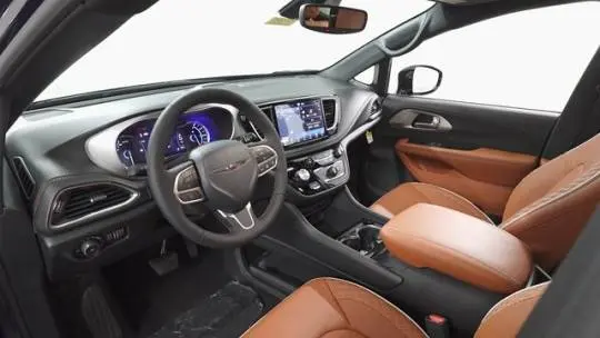 2025 Chrysler Pacifica 2C4RC1N75SR573981