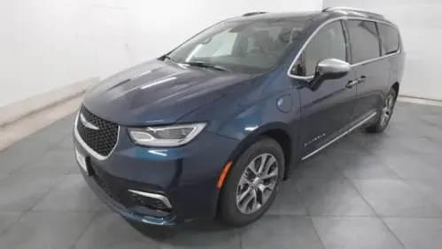 2025 Chrysler Pacifica 2C4RC1N75SR573981