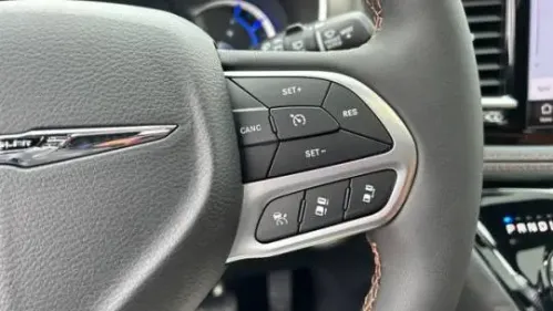 2025 Chrysler Pacifica 2C4RC1N77SR564019