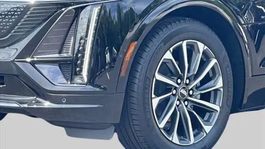 2024 Cadillac Lyriq 1GYKPWRK1RZ124275