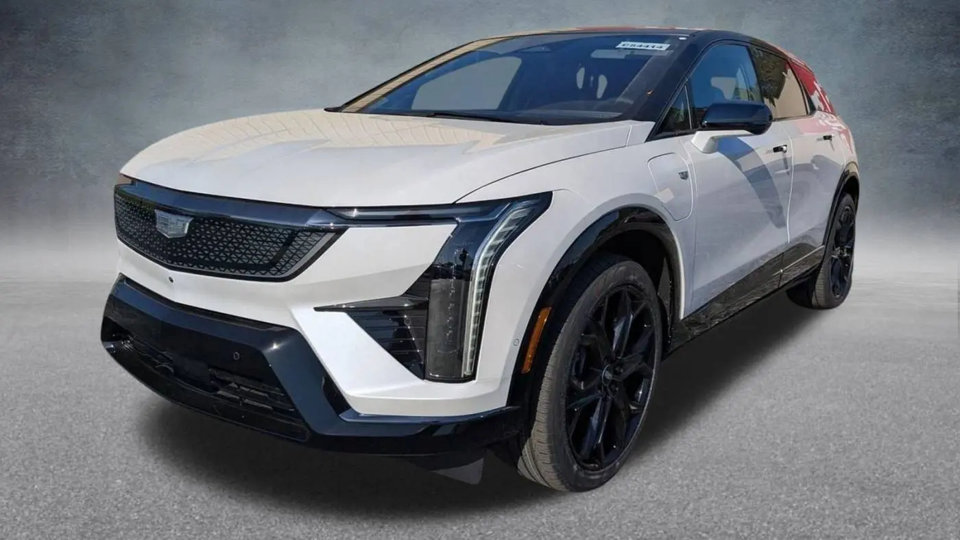 2025 Cadillac OPTIQ 3GYK3EMR5SS157311