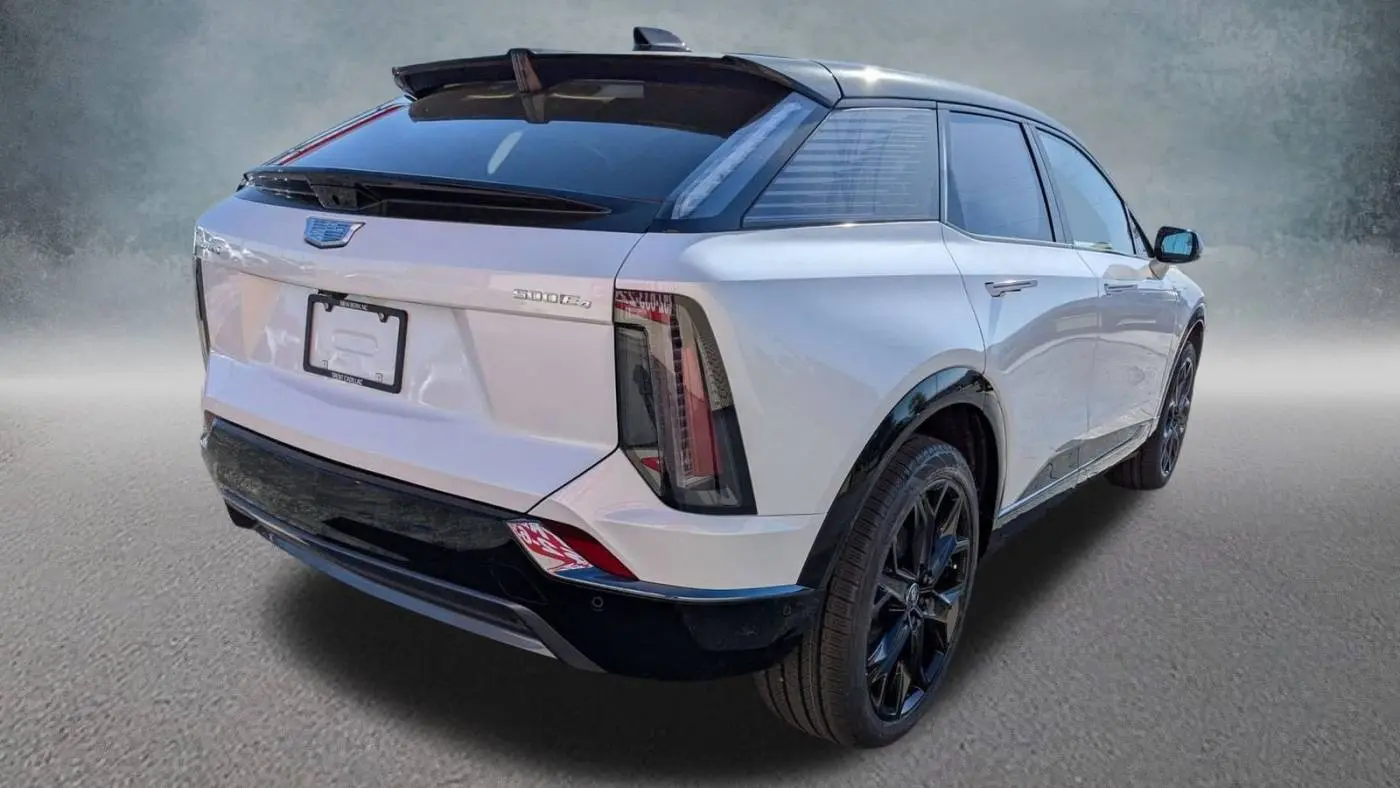 2025 Cadillac OPTIQ 3GYK3EMR5SS157311