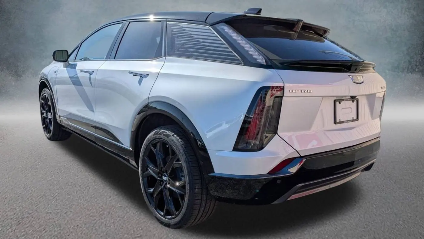 2025 Cadillac OPTIQ 3GYK3EMR5SS157311