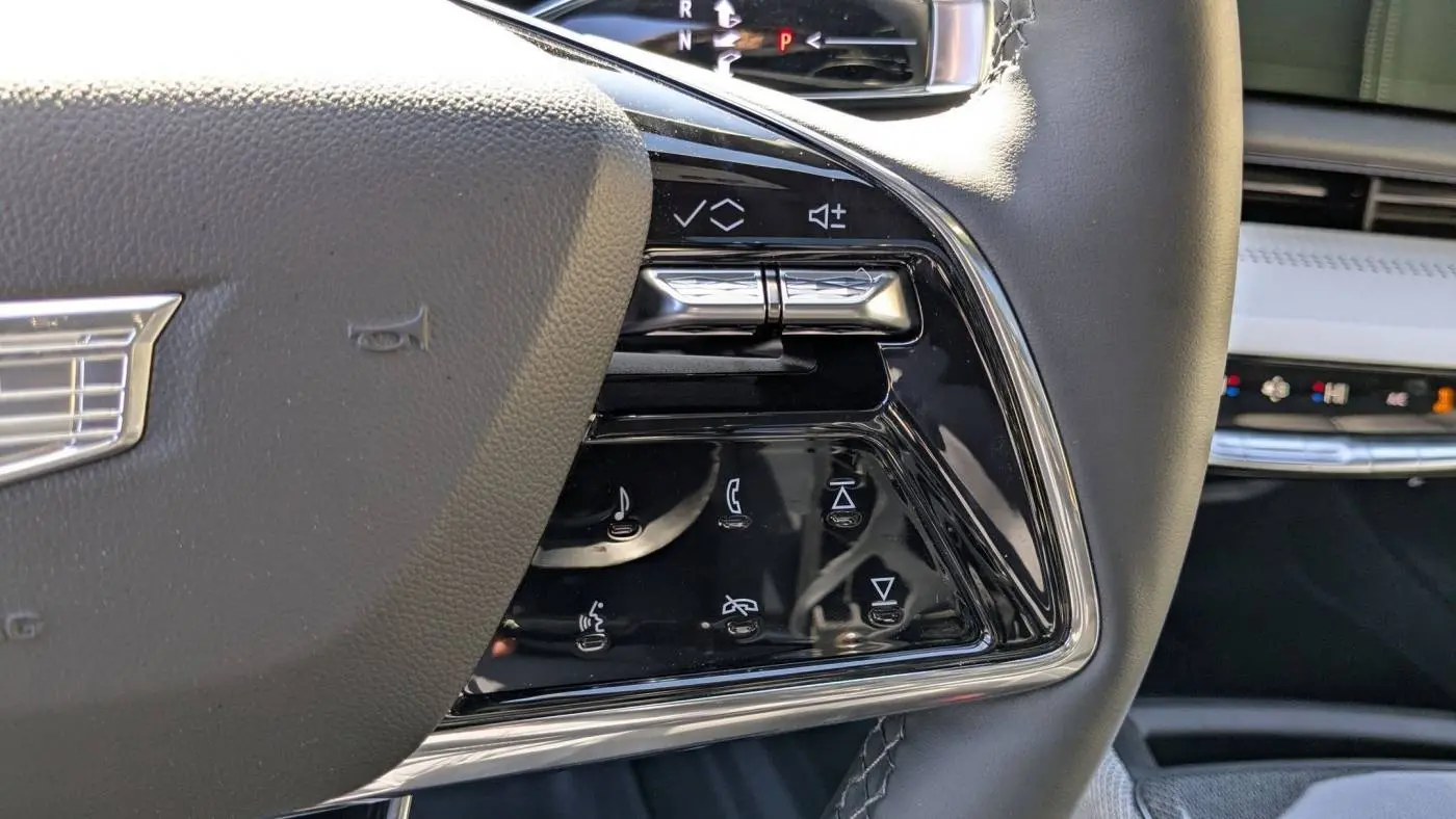 2025 Cadillac OPTIQ 3GYK3EMR5SS157311