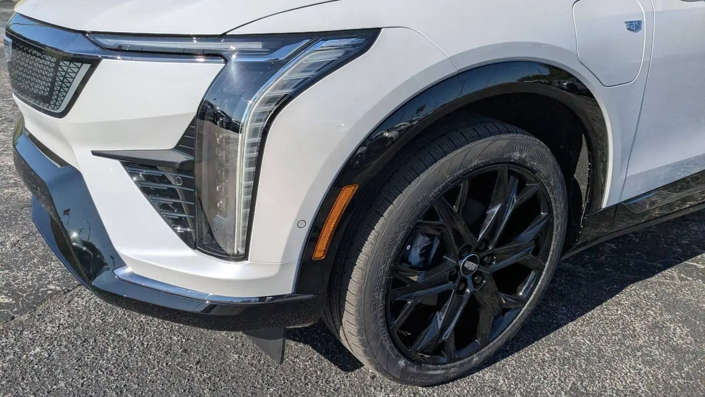 2025 Cadillac OPTIQ 3GYK3EMR5SS157311