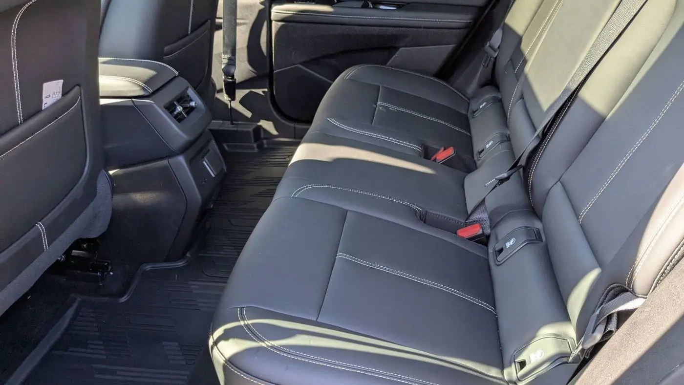 2025 Cadillac OPTIQ 3GYK3EMR5SS157311