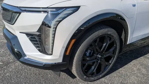 2025 Cadillac OPTIQ 3GYK3EMR5SS157311