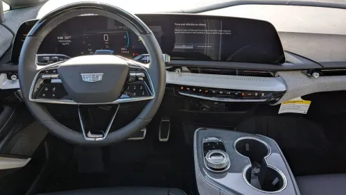 2025 Cadillac OPTIQ 3GYK3EMR5SS157311