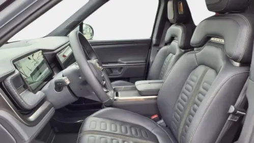 2023 Rivian R1S - Images - 9