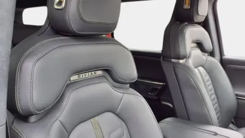 2023 Rivian R1S - Images - 20