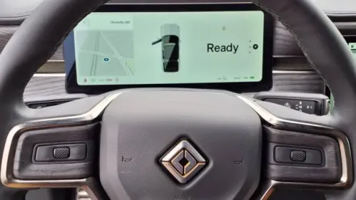 2023 Rivian R1S - Images - 22