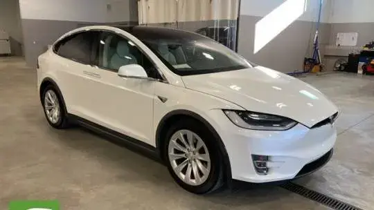 2019 Tesla Model X 5YJXCDE2XKF152735