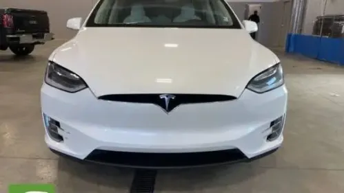 2019 Tesla Model X 5YJXCDE2XKF152735