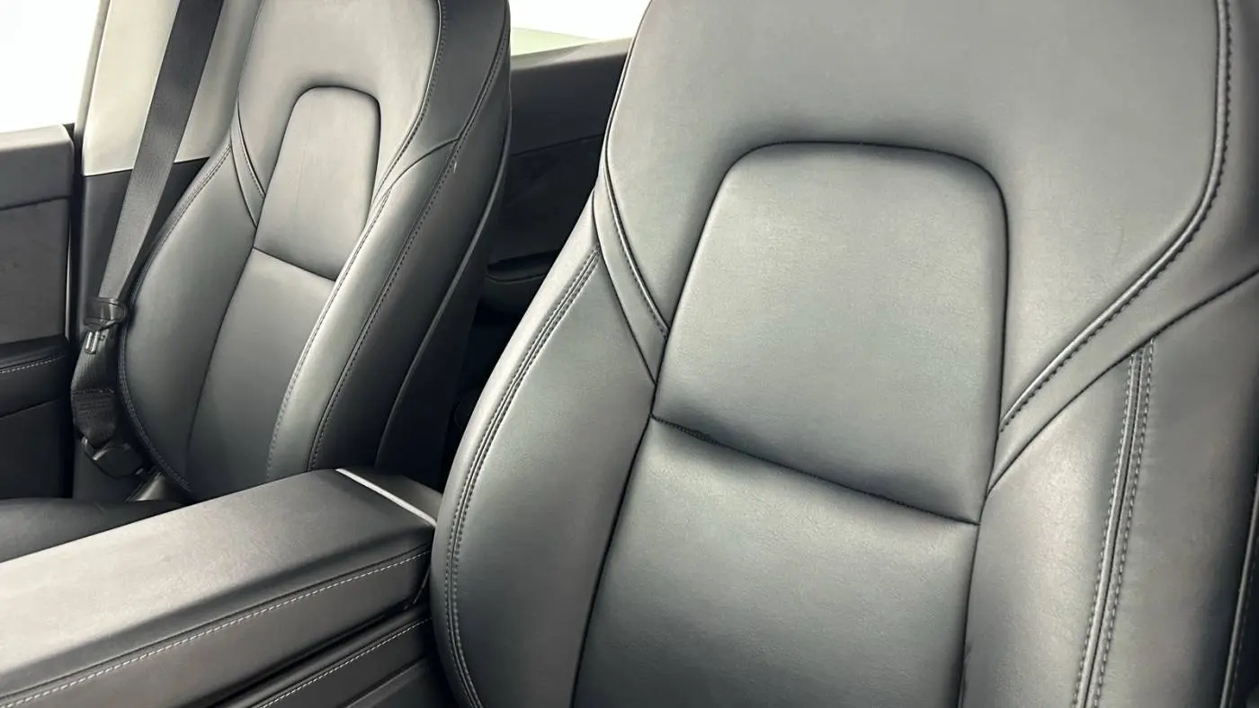 2021 Tesla Model Y 5YJYGDEEXMF199382