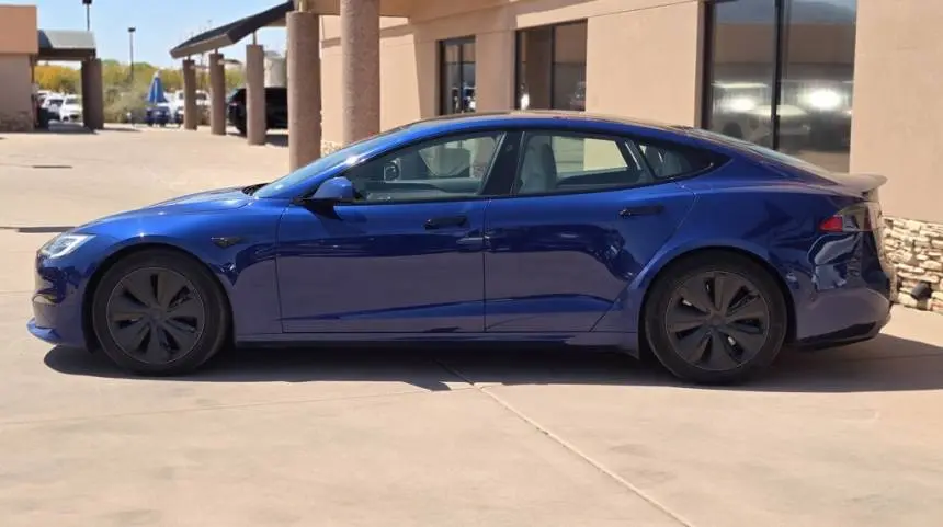 2021 Tesla Model S 5YJSA1E67MF452804