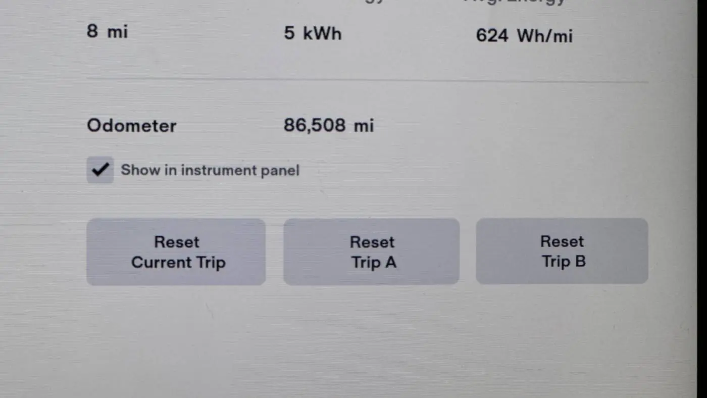 2015 Tesla Model S 5YJSA1E45FF109538