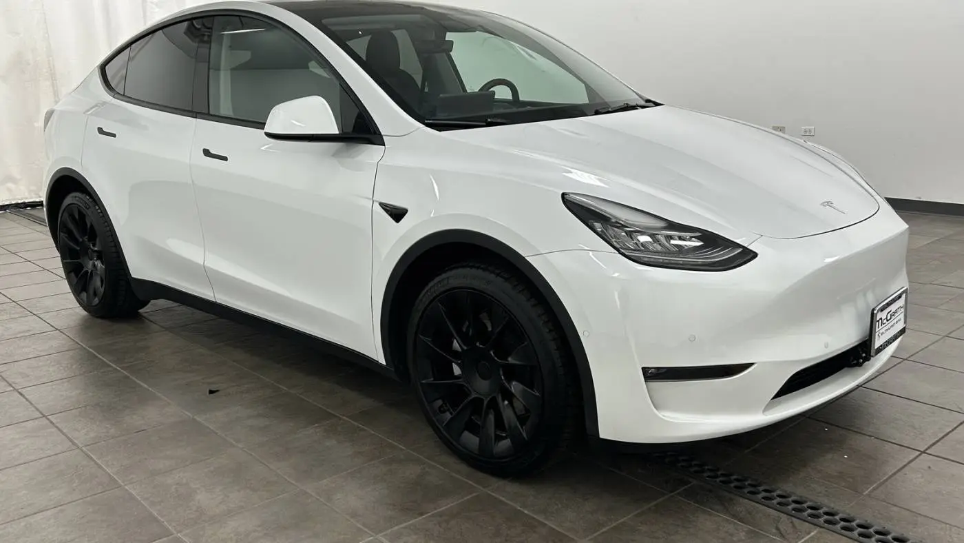 2021 Tesla Model Y 5YJYGDEEXMF199382