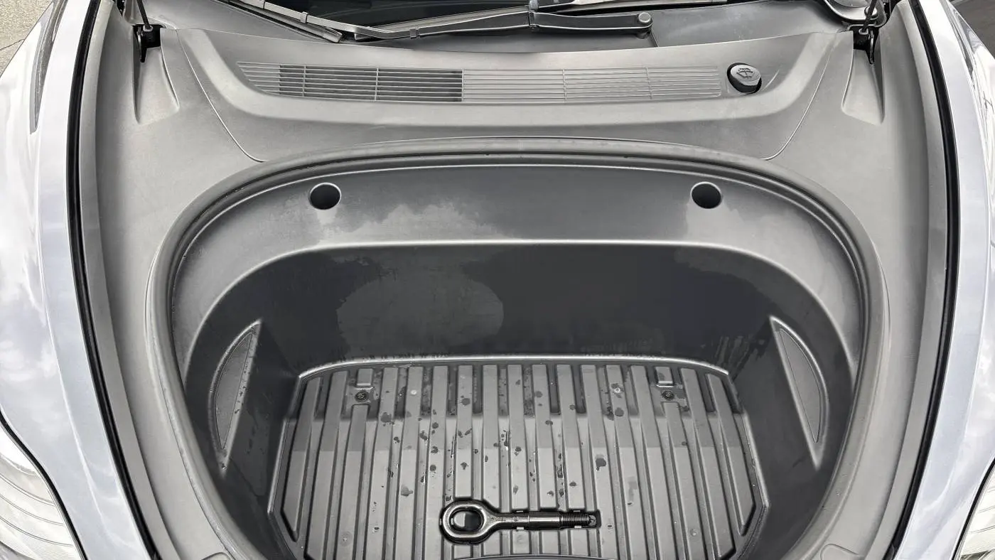 2023 Tesla Model 3 5YJ3E1EC0PF682333