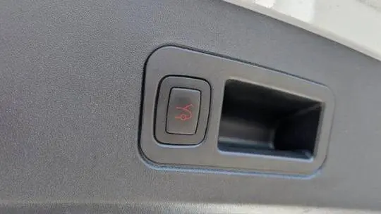 2020 Tesla Model S 5YJSA1E22LF358003