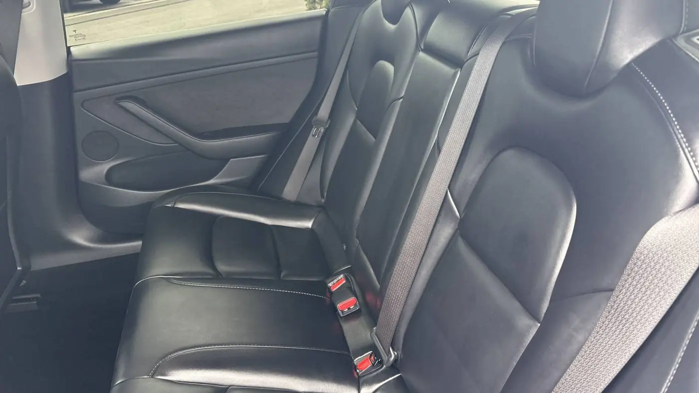2023 Tesla Model 3 5YJ3E1EC0PF682333