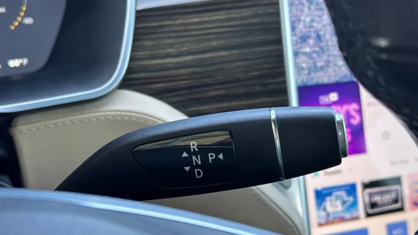 2015 Tesla Model S 5YJSA1E45FF109538