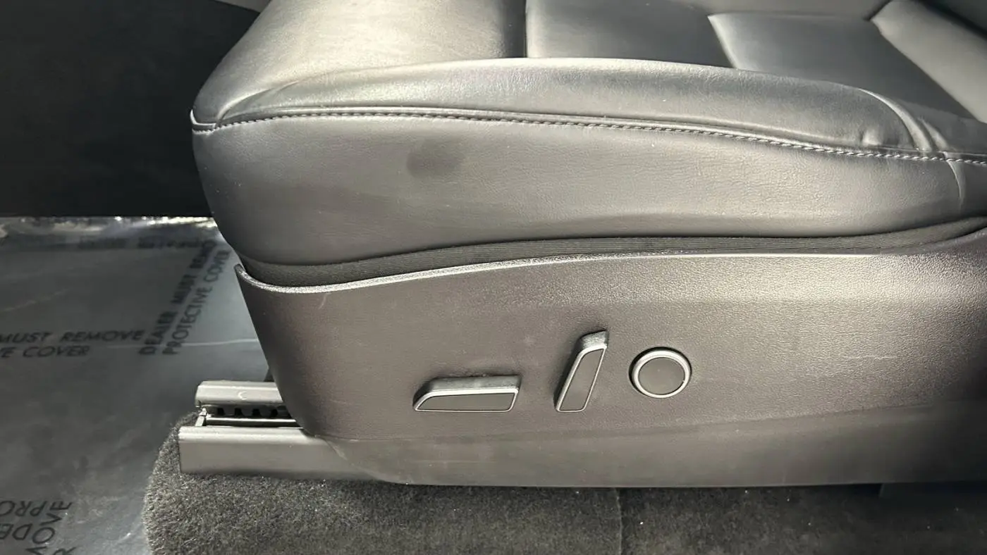 2021 Tesla Model Y 5YJYGDEEXMF199382