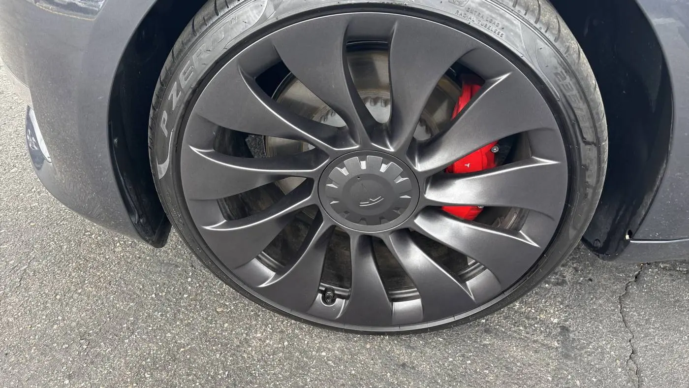 2023 Tesla Model 3 5YJ3E1EC0PF682333
