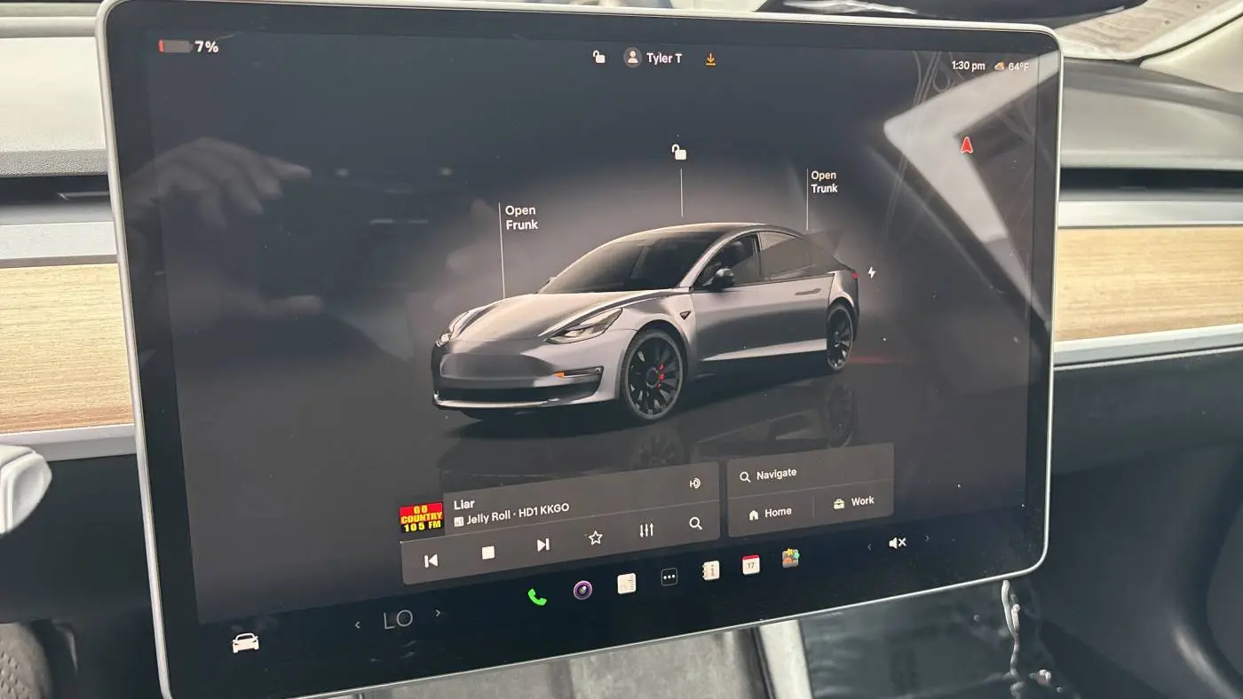 2023 Tesla Model 3 5YJ3E1EC0PF682333