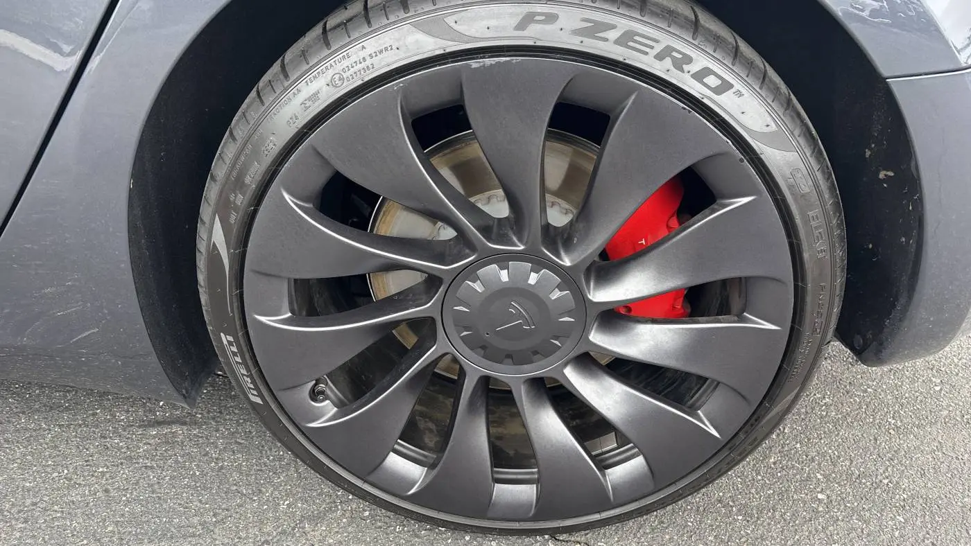 2023 Tesla Model 3 5YJ3E1EC0PF682333