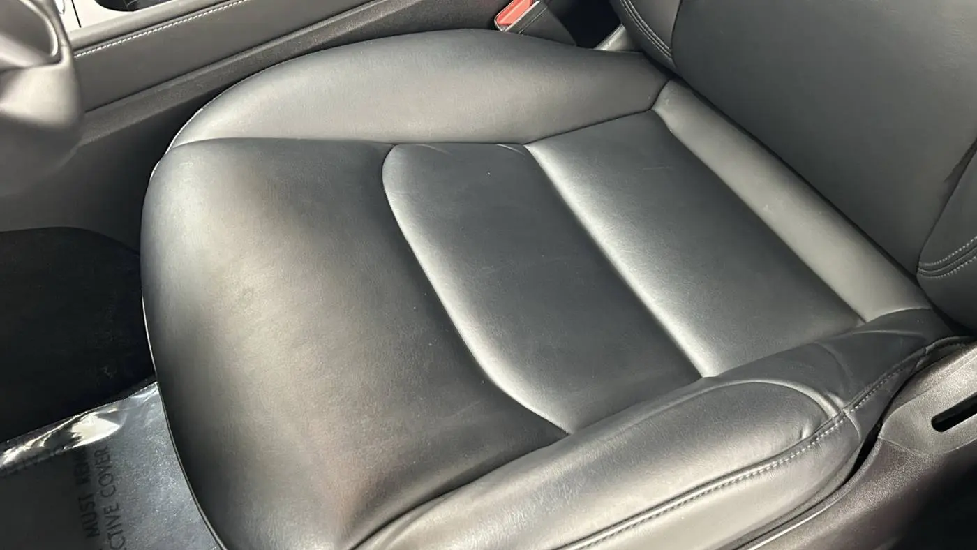 2021 Tesla Model Y 5YJYGDEEXMF199382