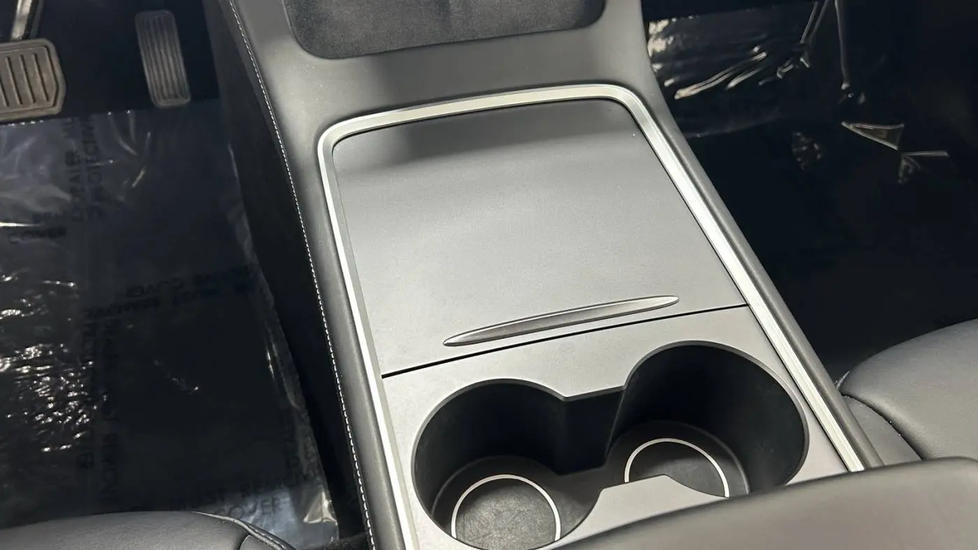 2021 Tesla Model Y 5YJYGDEEXMF199382