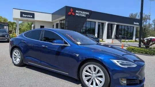 2017 Tesla Model S 5YJSA1E23HF225211