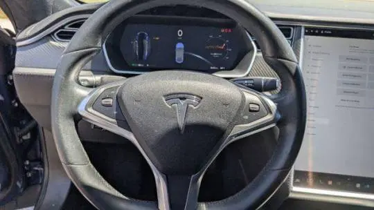 2017 Tesla Model S 5YJSA1E23HF225211