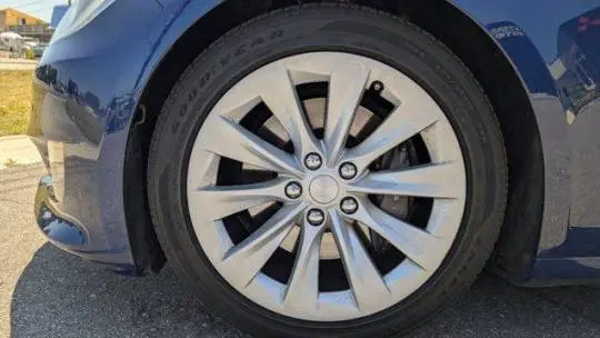 2017 Tesla Model S 5YJSA1E23HF225211