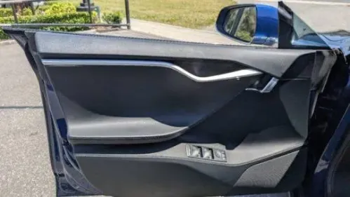 2017 Tesla Model S 5YJSA1E23HF225211