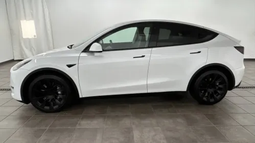 2021 Tesla Model Y 5YJYGDEEXMF199382