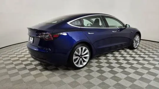2018 Tesla Model 3 5YJ3E1EA6JF024750