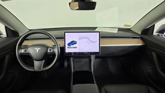 2018 Tesla Model 3 5YJ3E1EA6JF024750